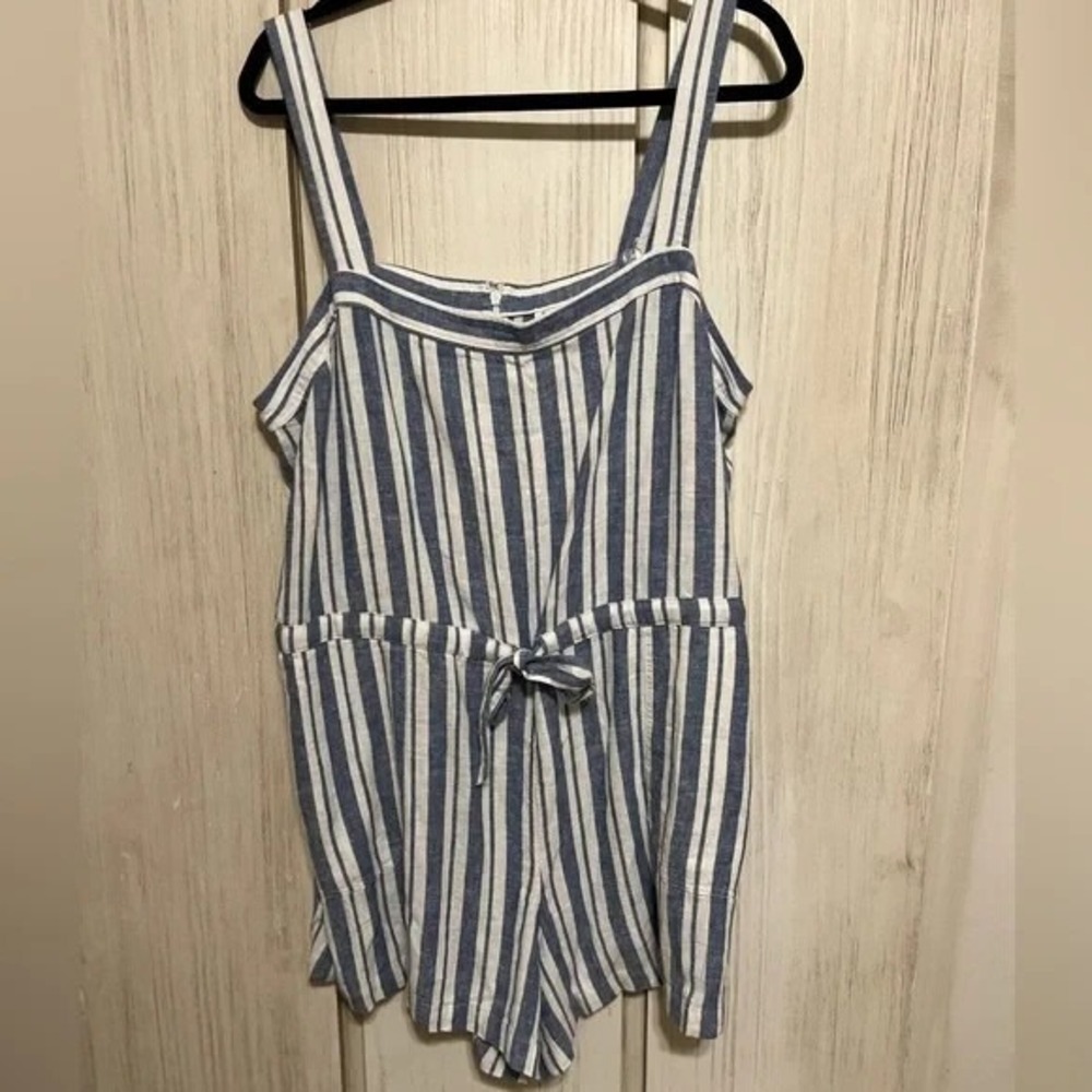 GAP Womens Blue White Striped Linen Blend Tie Waist‎ Romper Size 18 Adjustable - Picture 3 of 8